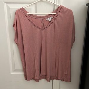 medium american eagle pink top